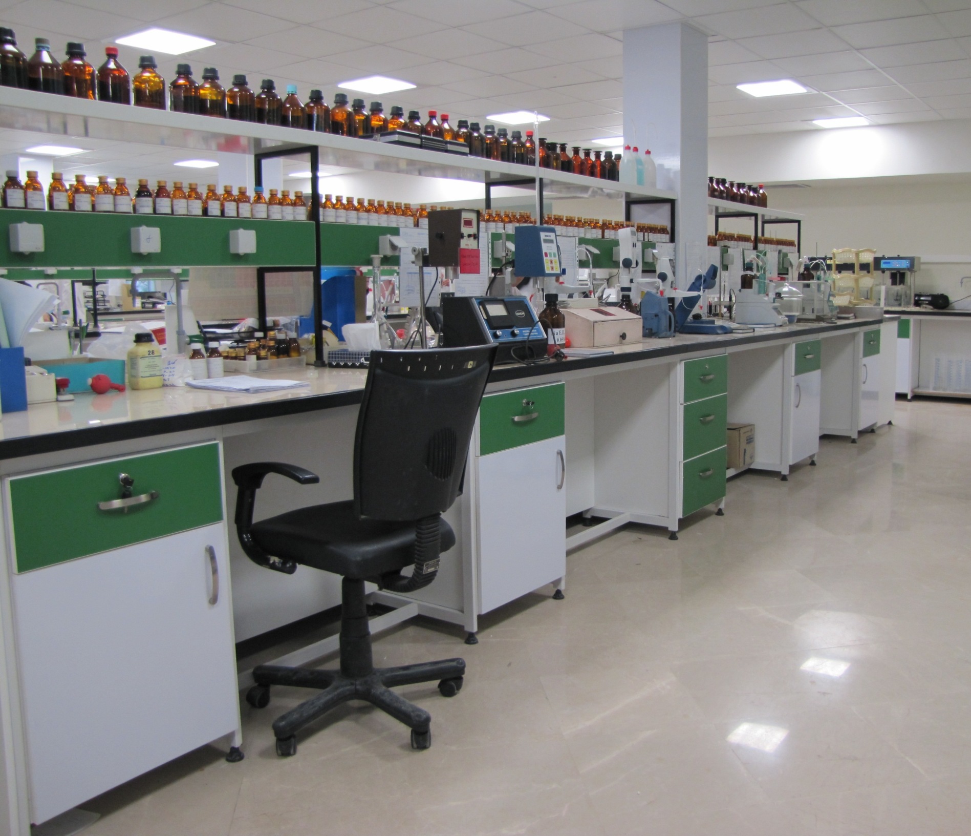 آزمایشگاه کنترل حین تولید  
